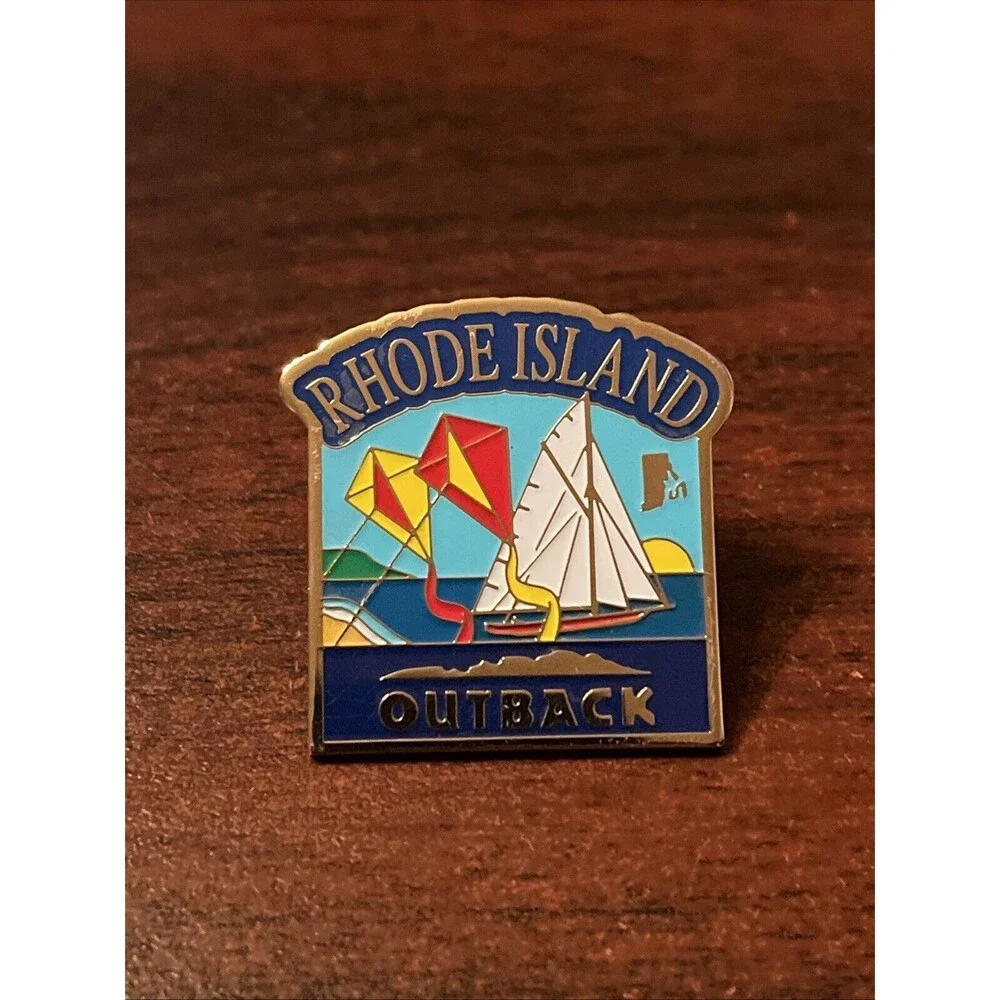 Outback Steakhouse 50 States Rhode Island Sailboat Kites‎ Lapel Hat Pin